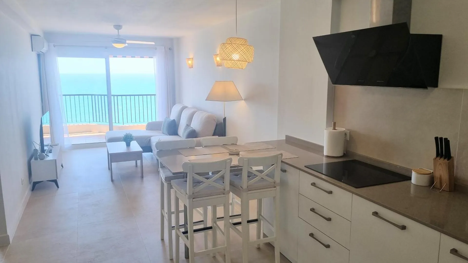 Las Antillas III Front Sea View Pool Fuengirola 0*,  Spain