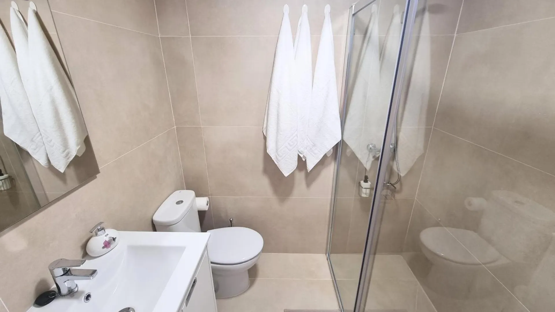 Las Antillas III Front Sea View Pool Fuengirola 0*,